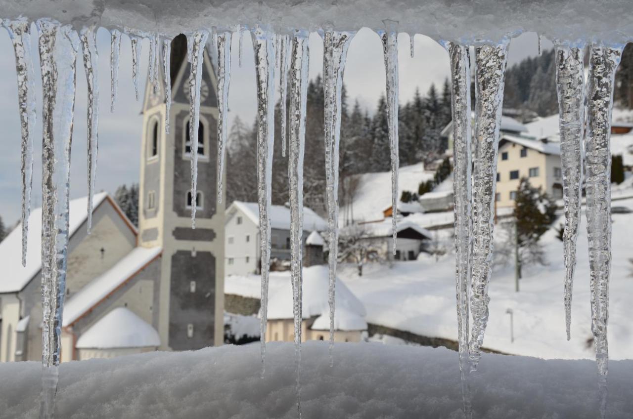 Gasthof Zur Schmiede แบร์ก อิม เดราทาล ภายนอก รูปภาพ